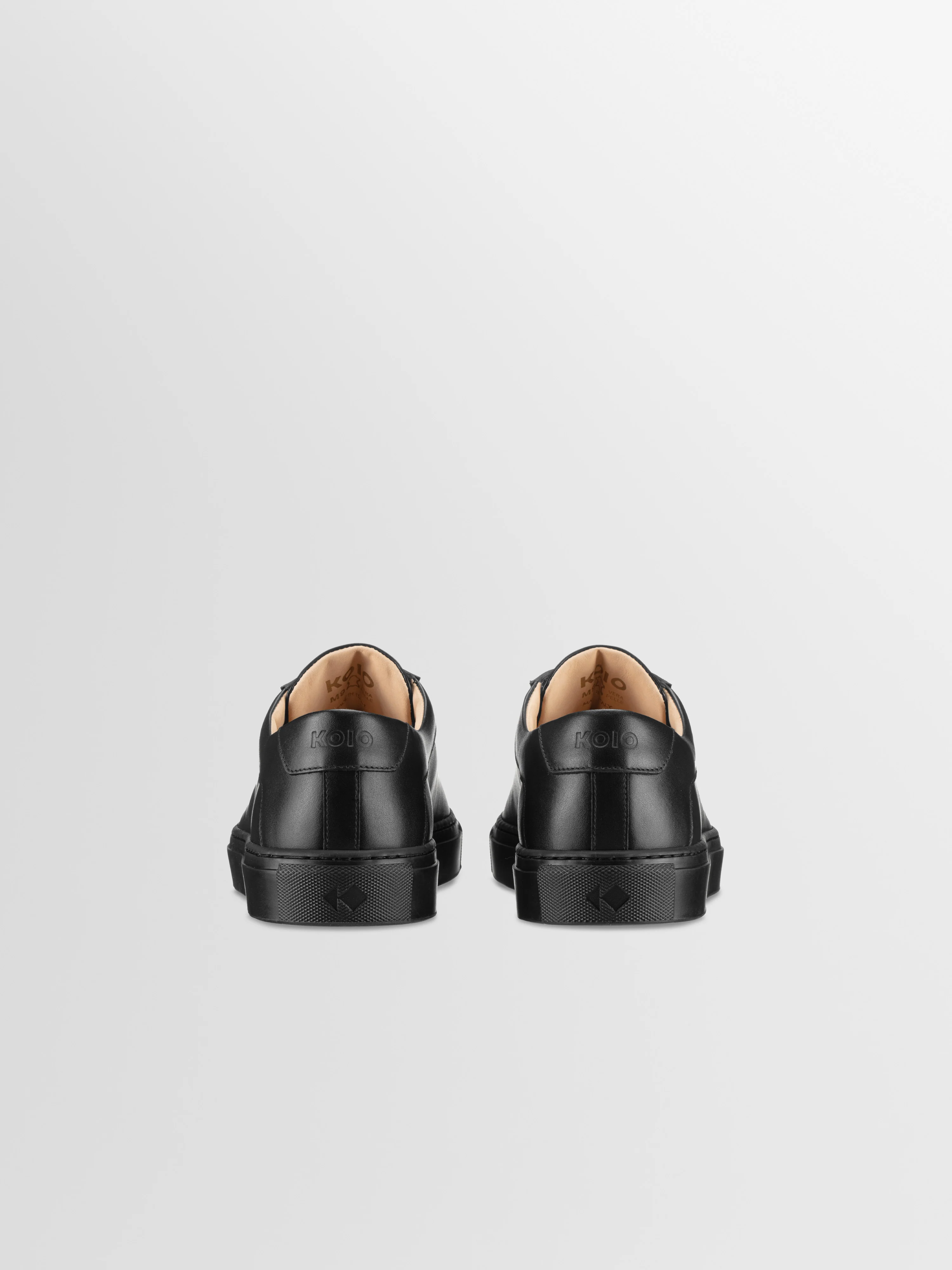 Capri Leather Sneaker in Nero Wide Fit - Image 4