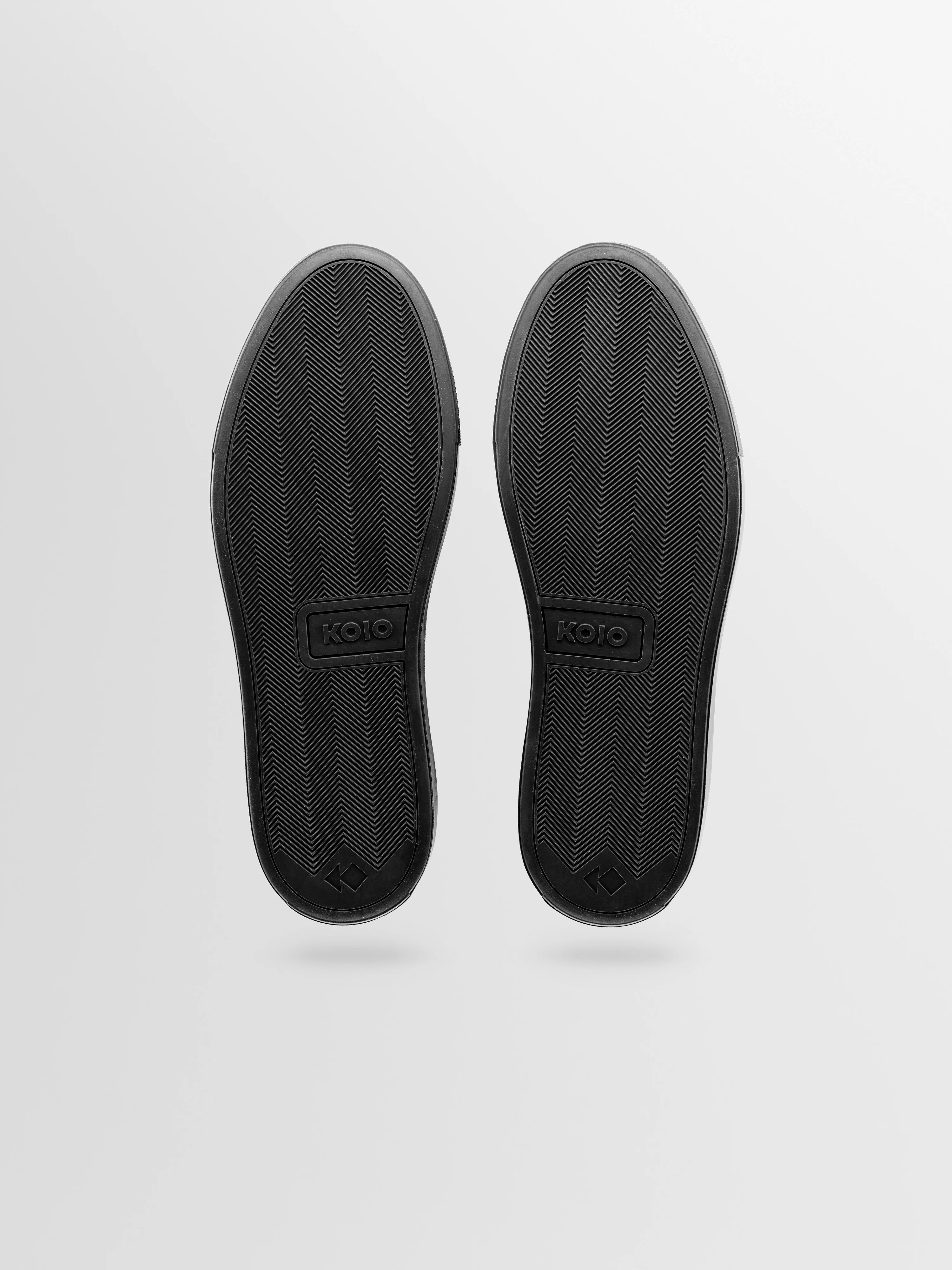 Capri Leather Sneaker in Nero Wide Fit - Image 6