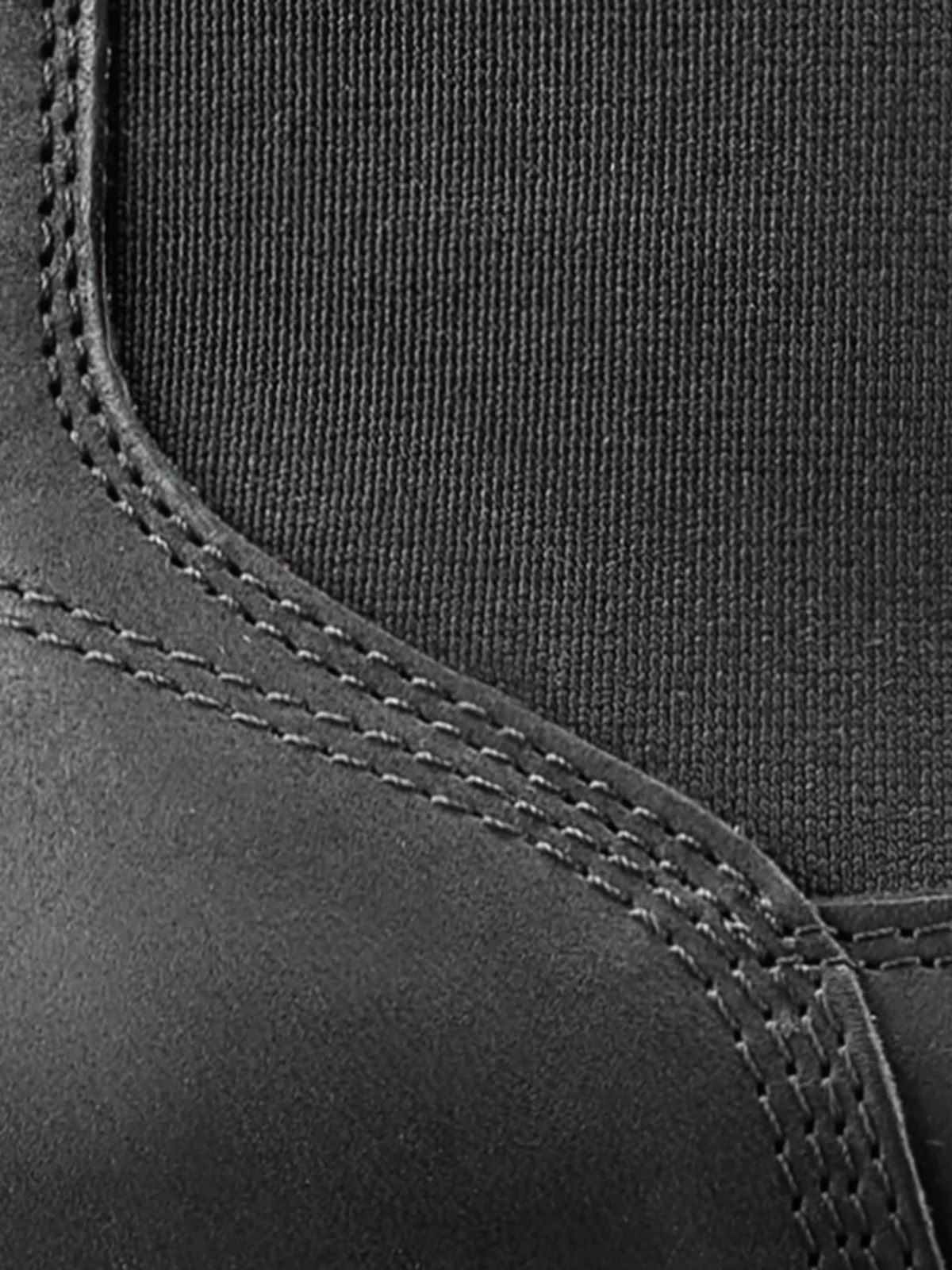 Fermo Leather Boot in Nero - Image 5