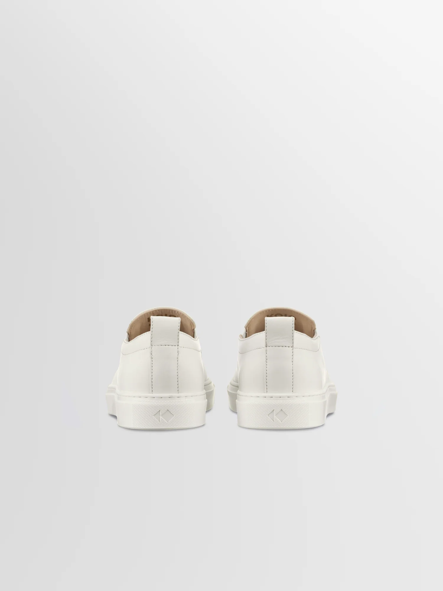 Garda Leather Sneaker in Antique White - Image 4