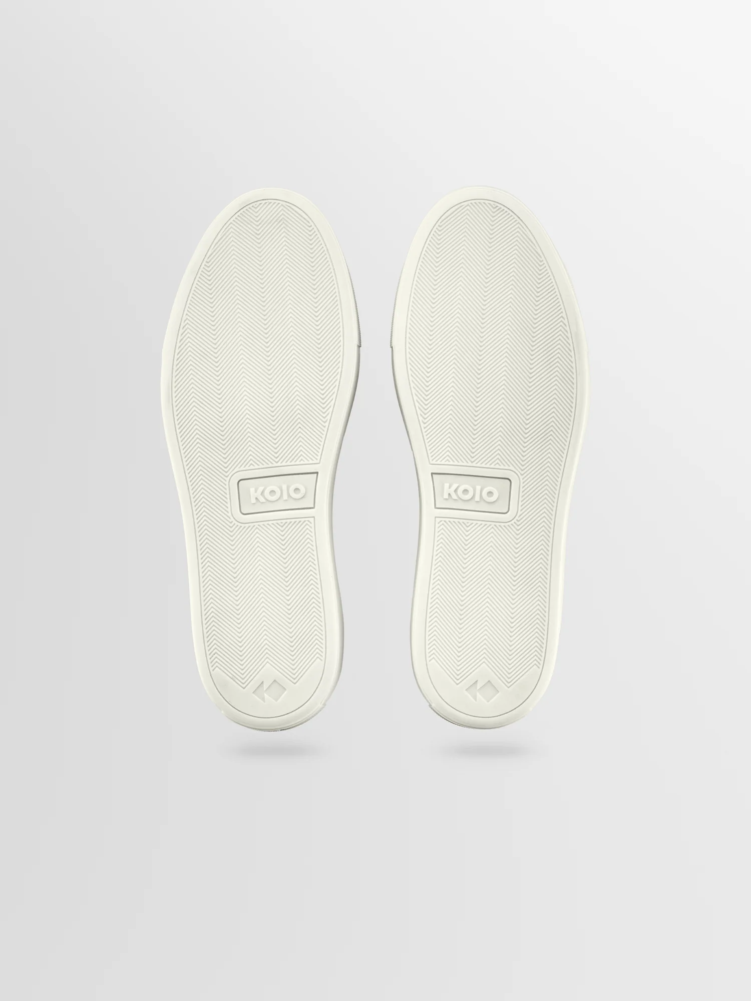 Garda Leather Sneaker in Antique White - Image 6