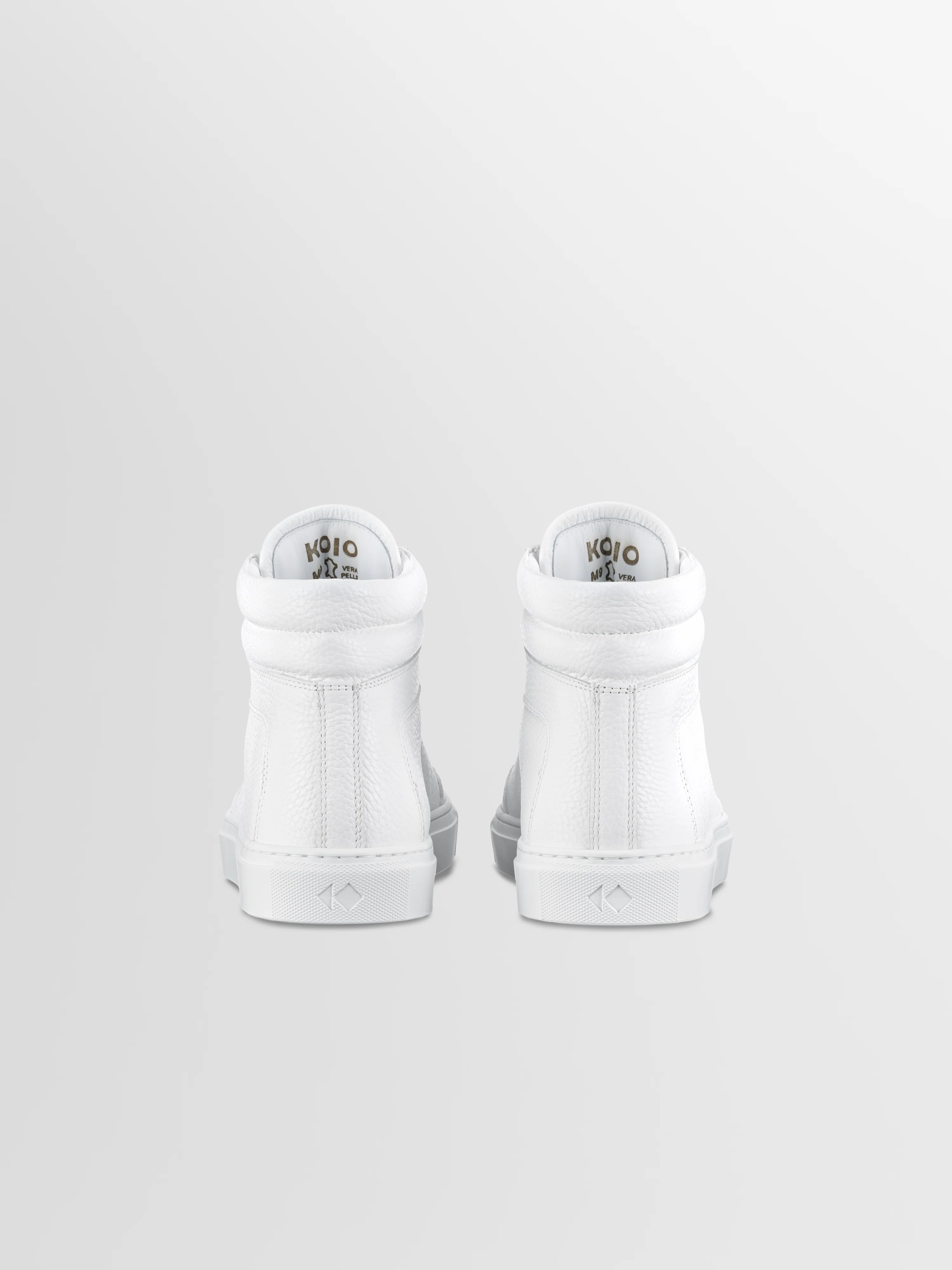 Primo Leather Sneaker in Triple White - Image 4