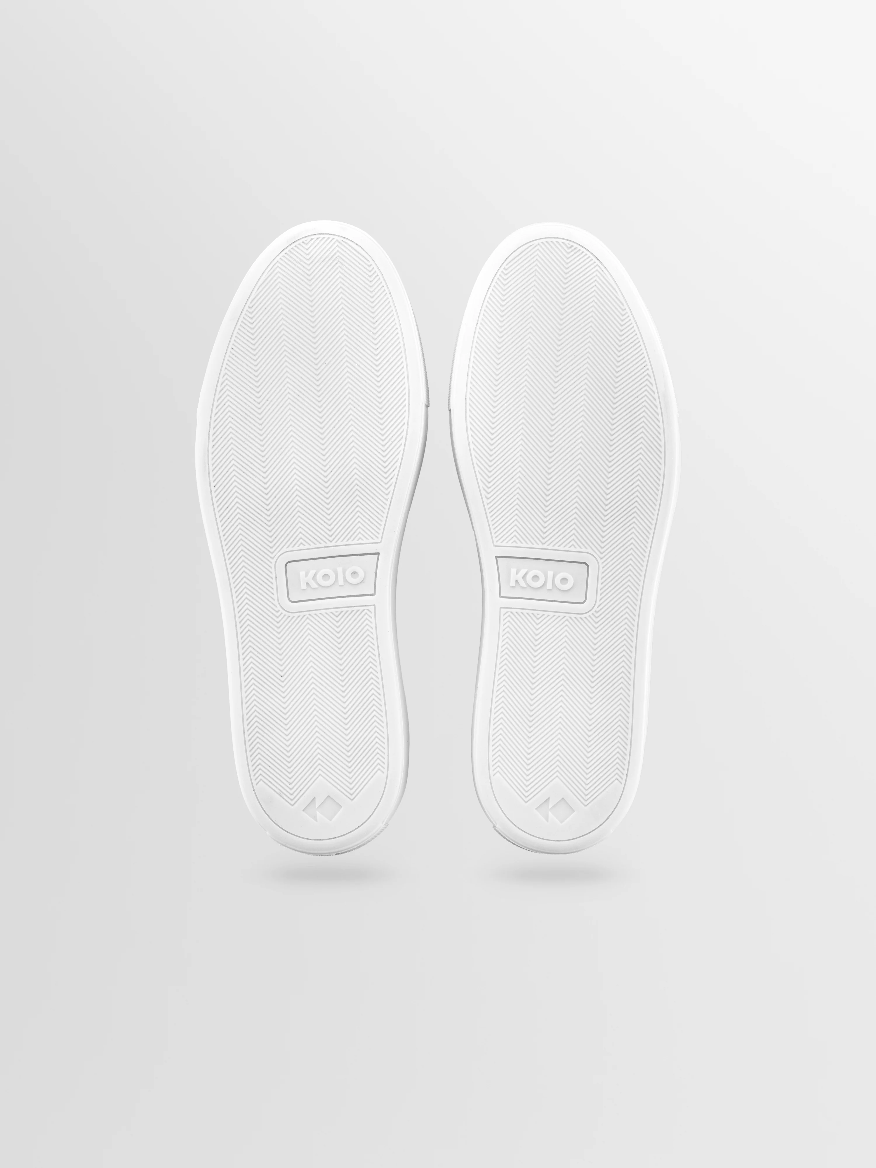 Primo Leather Sneaker in Triple White - Image 6
